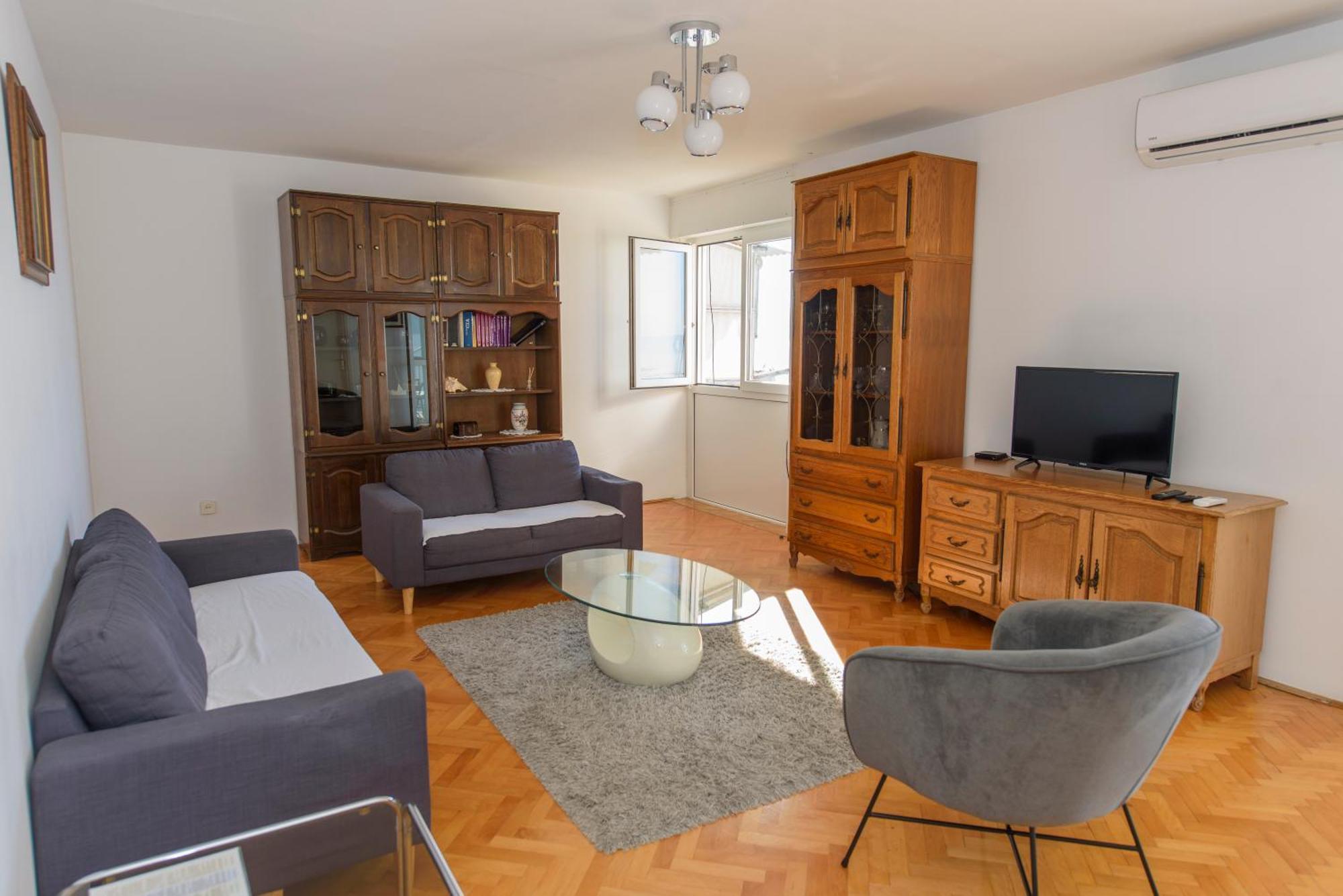 Sunny Apartment 오미스 외부 사진