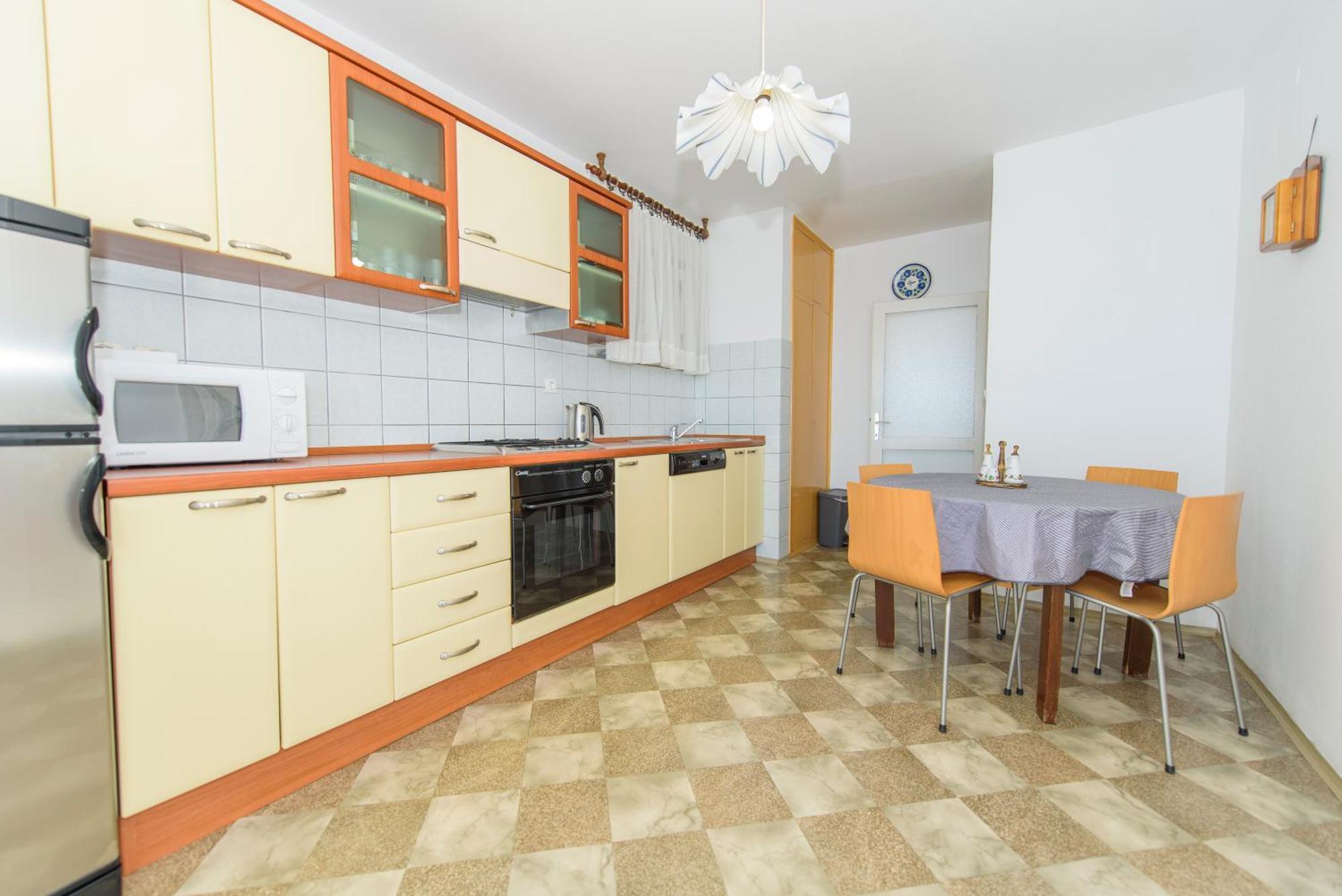 Sunny Apartment 오미스 외부 사진